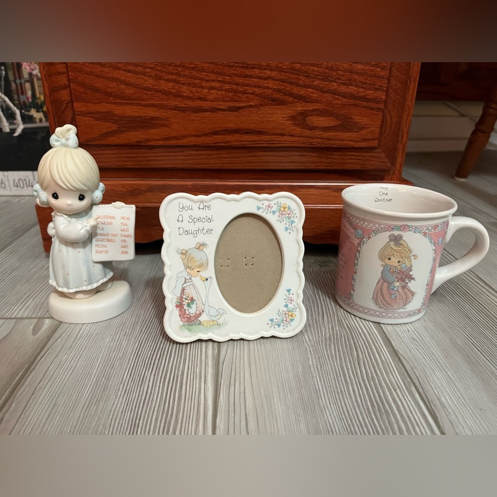 Precious Moments:”…any room for Jesus?,” “…special daughter mug & picture frame